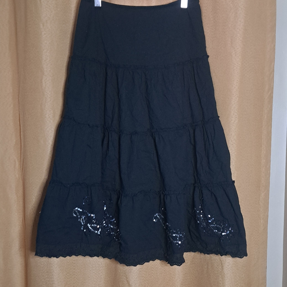 Elegant Black A-Line Skirt with Sequins
